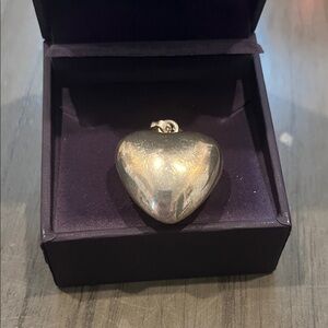 Elegant Silver Heart Pendant